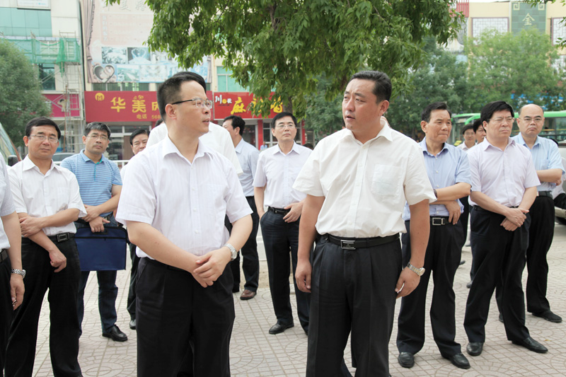 中共山東省省委常委、常務(wù)副省長孫偉到公司視察調(diào)研.png